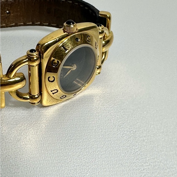 Gucci Watch - Picture 5 of 8